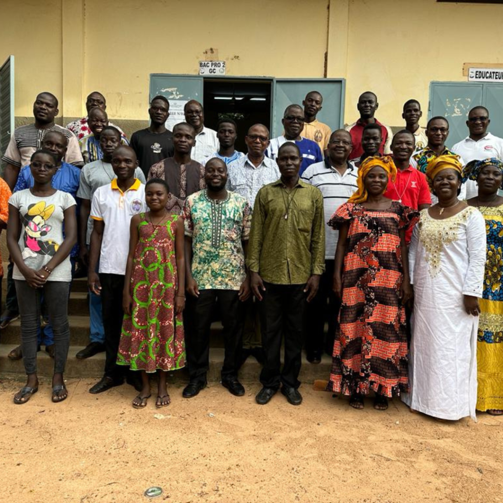 Encontro entre os membros da Pastoral Juvenil da Província (JASAFA) e os das Fraternidades. Participaram representantes de Ouahigouya, Fada, Kongoussi e Ouagadougou.